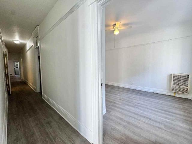 Apartment for rent in Canoga Park, California