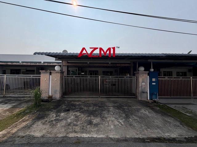 Terraced House for sale in Long Miri, Sarawak
