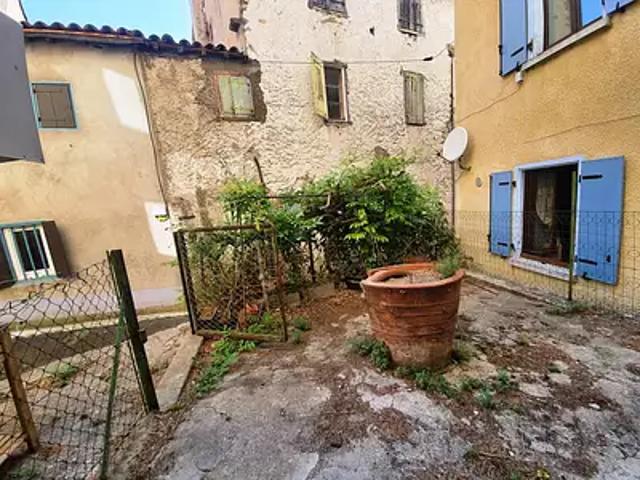Maison vente à Limoux, Axat