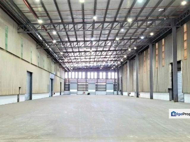 Warehouse for rent in Petaling, Alam Impian