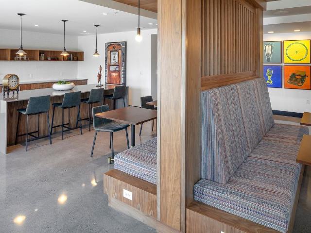 Apartment for rent in Island Station, Milwaukie