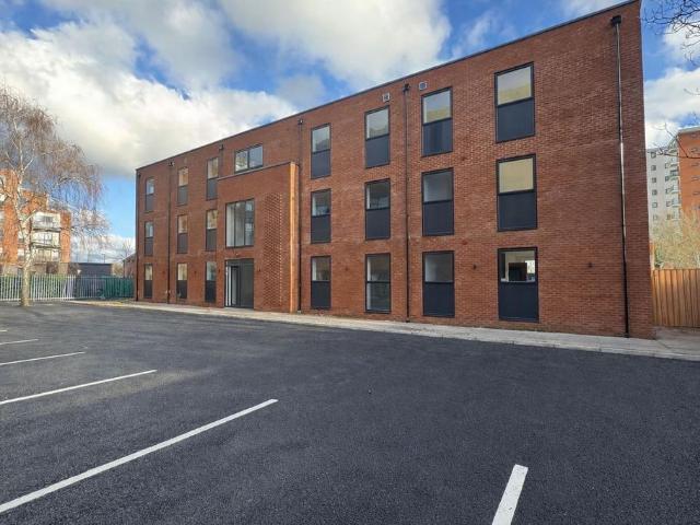 Apartment for rent in Slough