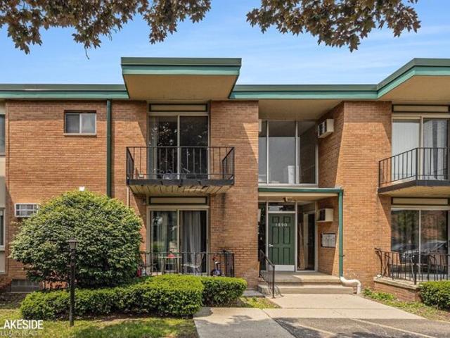 Condo for sale in Troy