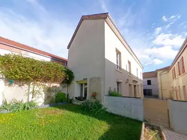 Maison vente à Épernay, Ay