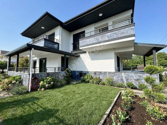 Burhaniye, Balikesir içerisinde satılık Villa