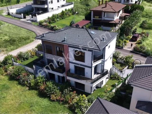 İskele, Burhaniye içerisinde satılık Villa