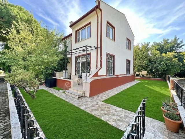Altınkum, Edremit içerisinde satılık Villa