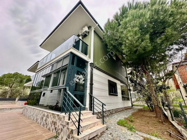 Edremit, Balikesir içerisinde satılık Villa