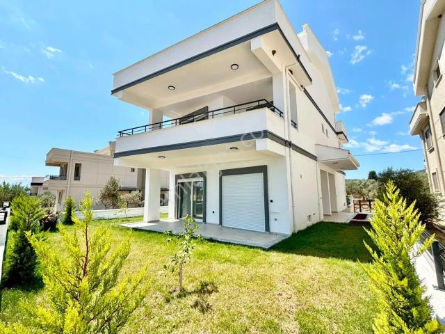 Edremit, Balikesir içerisinde satılık Villa