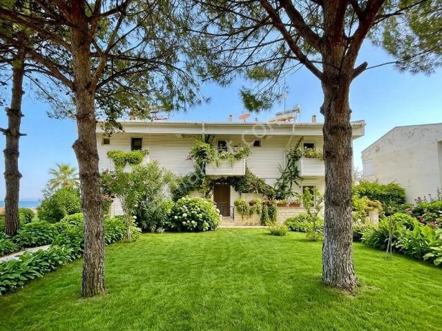 Burhaniye, Balikesir içerisinde satılık Villa