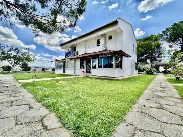 Burhaniye, Balikesir içerisinde satılık Villa