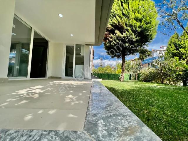Edremit, Balikesir içerisinde satılık Villa