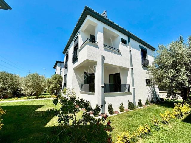 Zeytinli, Edremit içerisinde satılık Villa
