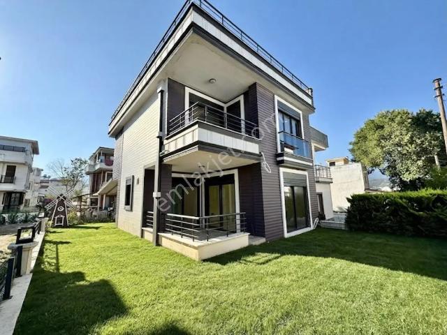 Edremit, Balikesir içerisinde satılık Villa