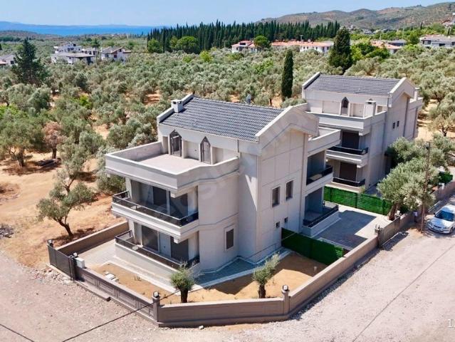 Edremit içerisinde satılık Villa