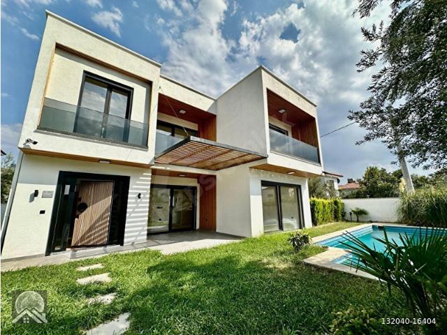 Edremit, Balikesir içerisinde satılık Villa
