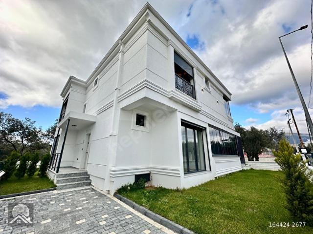 Edremit, Balikesir içerisinde satılık Villa