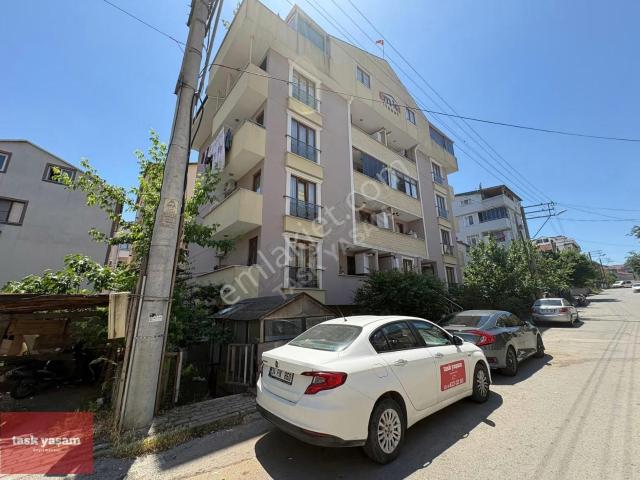 Çayirova, Kocaeli içerisinde satılık mülk