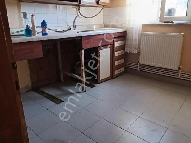 Şekerpınar Mahallesi, Çayırova içerisinde kiralık mülk