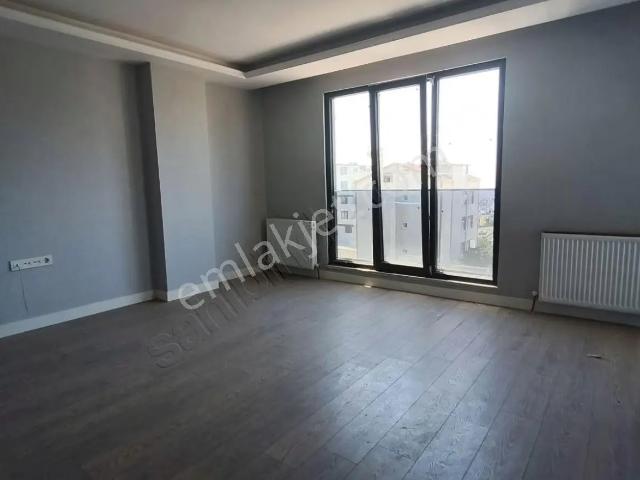 Çayirova, Kocaeli içerisinde kiralık mülk