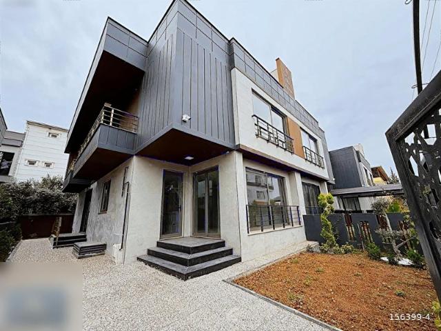 Mersin içerisinde satılık Villa