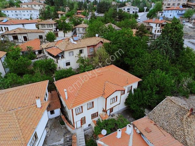 Ömeroğlu, Ayaş içerisinde satılık Kösk