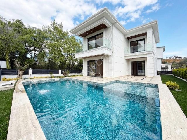 Edremit, Balikesir içerisinde satılık Villa