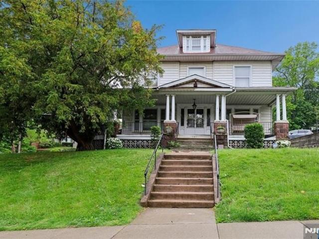 House for sale in Passaic, New Jersey
