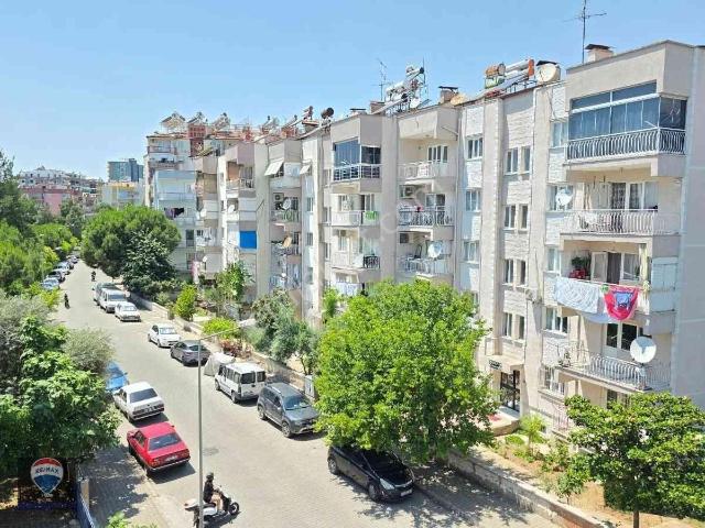 Girne Mahallesi, Efeler içerisinde satılık mülk