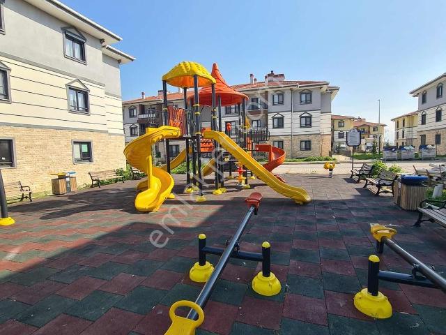 Kardeşköy, Efeler içerisinde kiralık mülk