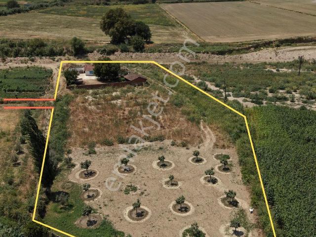 Tekin, Germencik içerisinde satılık Villa