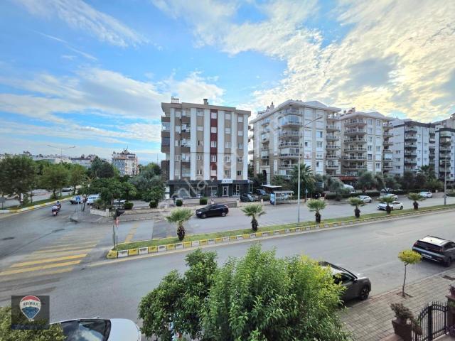 Girne Mahallesi, Efeler içerisinde satılık mülk