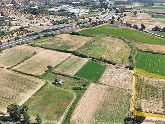 Yavuz, Köşk içerisinde satılık Arsa