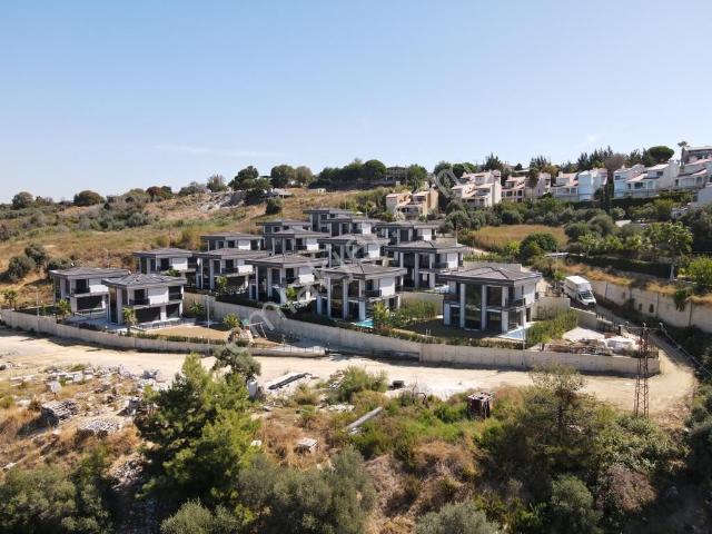 Kuşadasi, Aydin içerisinde satılık Villa