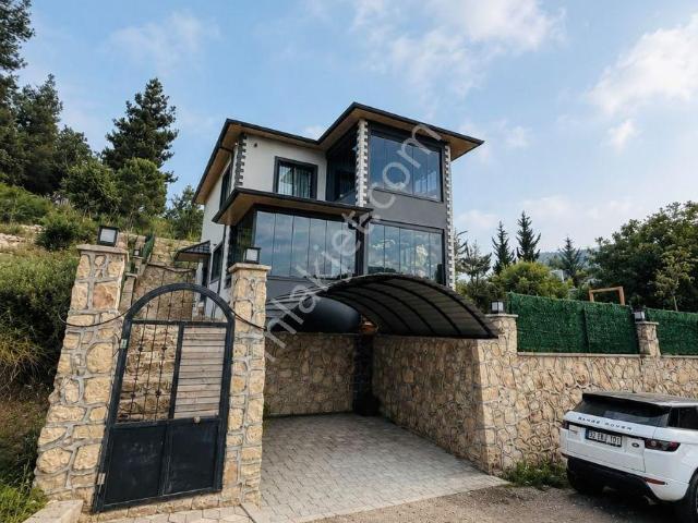 Kayrakkeşli, Toroslar içerisinde satılık Villa