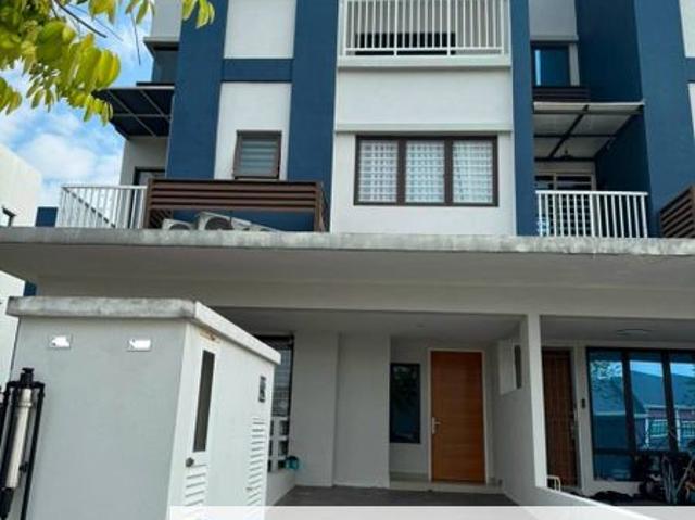 House for sale in Tanjong Sepat, Selangor