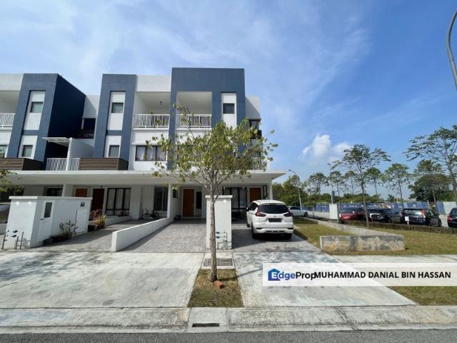 House for sale in Tanjong Sepat, Selangor