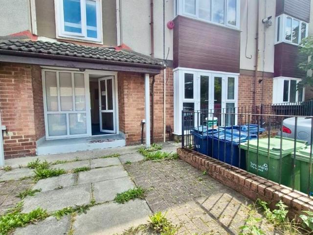 Apartment for rent in Farringdon, Tyne And Wear