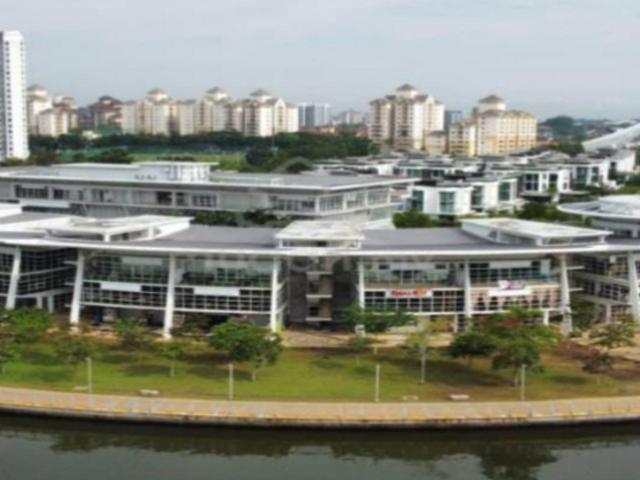Shop for sale in Putrajaya