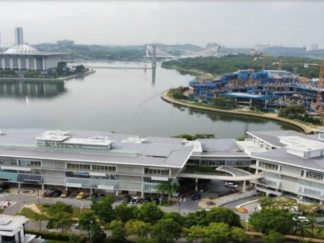 Shop for sale in Putrajaya