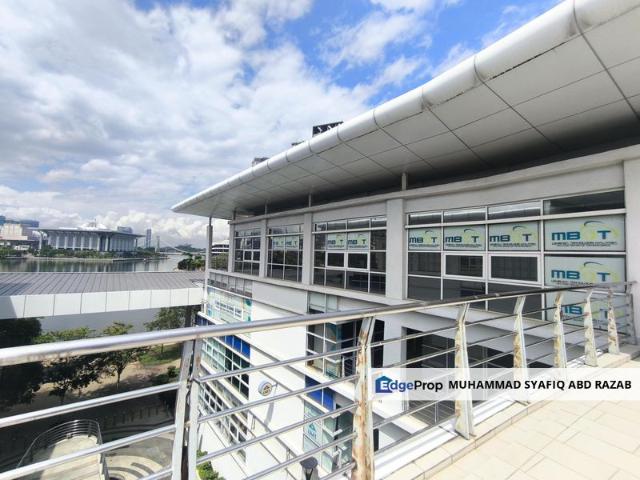 Shop for sale in Putrajaya