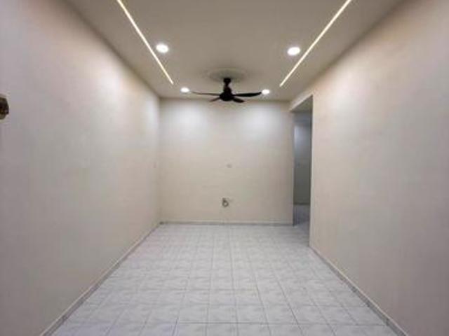 Terraced House for sale in Batu Pahat, Johor