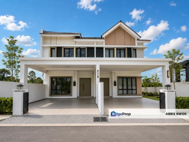 House for sale in Malaka