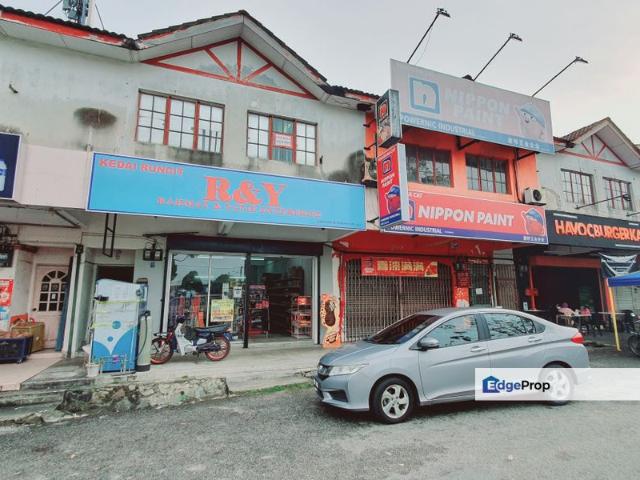 Shop for rent in Malaka