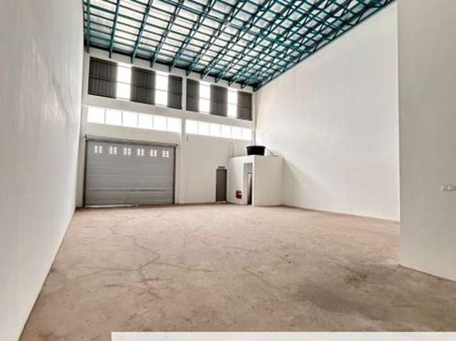 Warehouse for rent in Kampung Tun Razak, Ayer Keroh