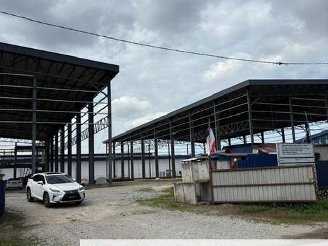 Warehouse for sale in Malaka