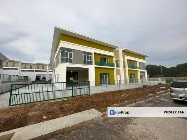 Warehouse for sale in Malaka