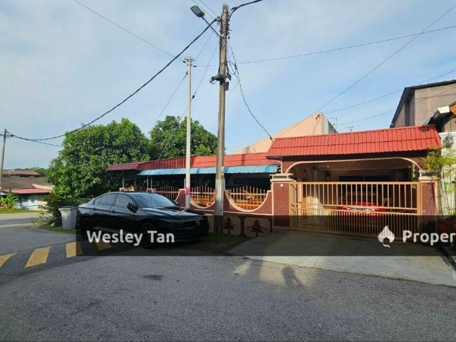 Residential House for sale in Malaka
