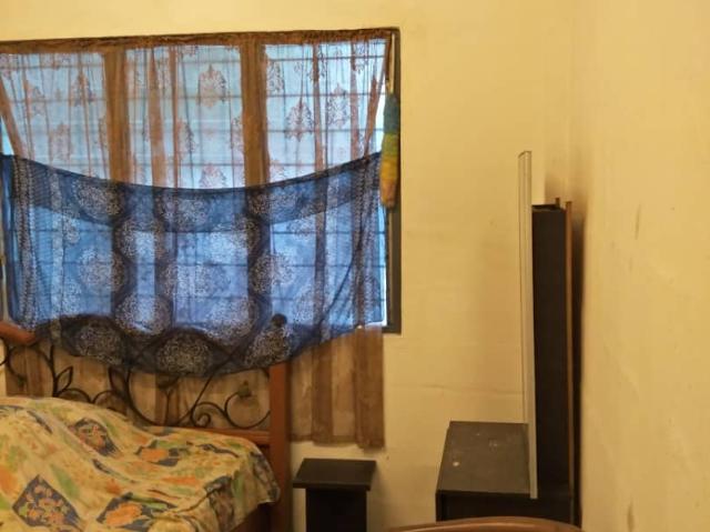 House for rent in Malaka