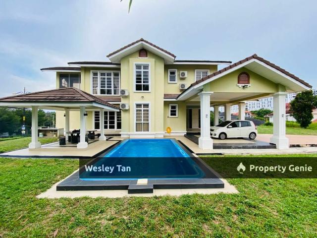 Bungalow for rent in Malaka